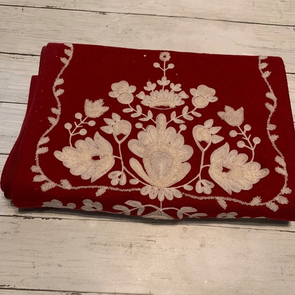 Nordic Folk Collection Decorative Table Runner 72" Red/White Floral - Picture 6 of 8